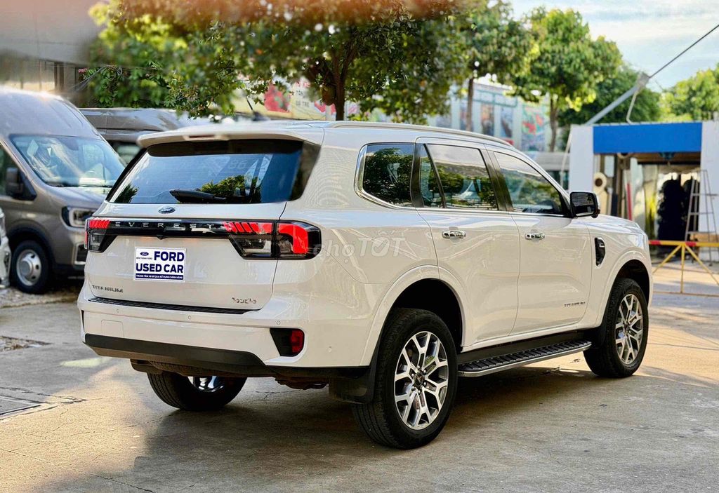 Ford Everest - ảnh 5