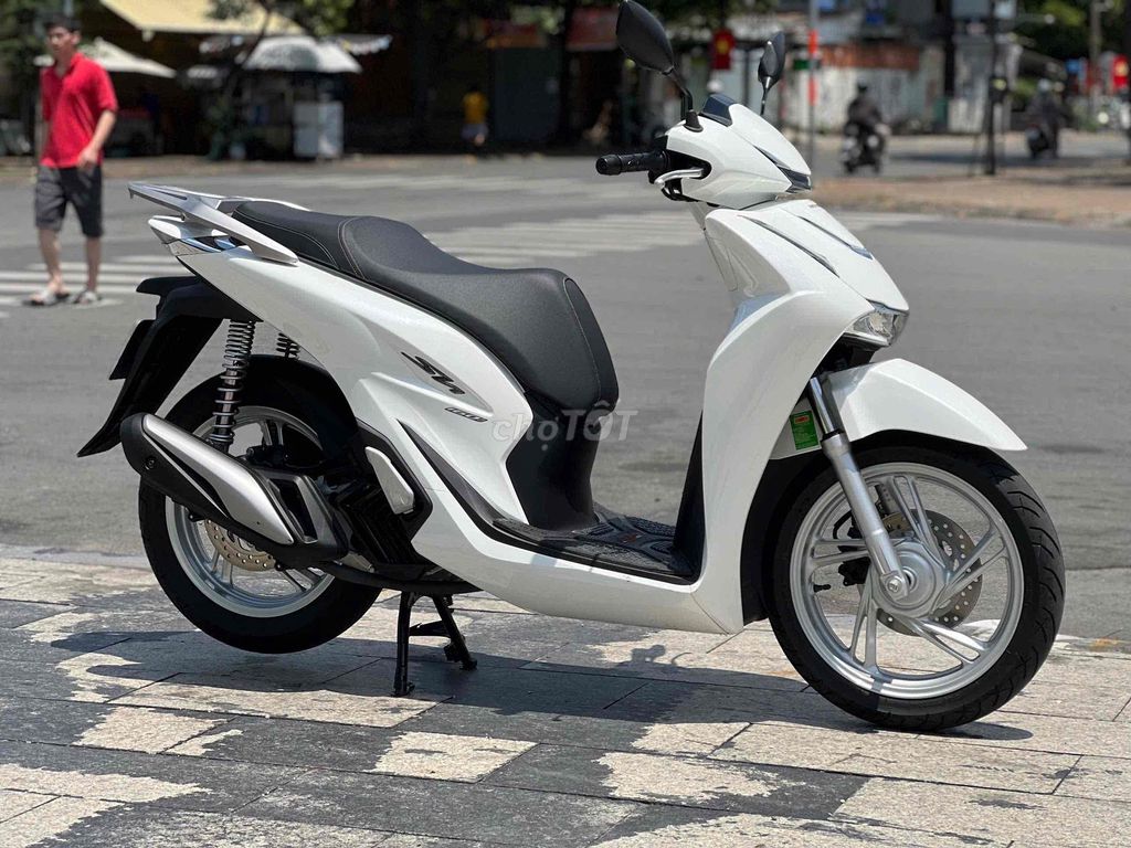 Honda SH 2026 - ảnh 1