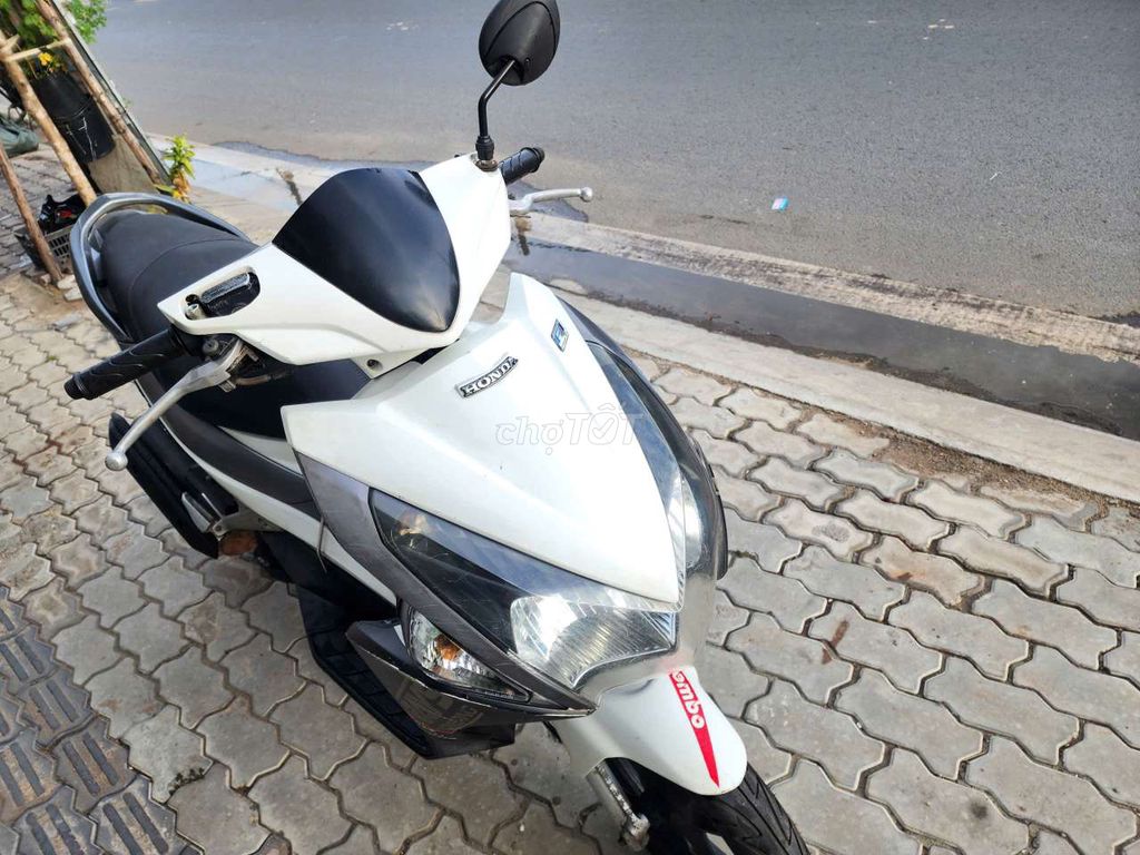 Honda Air Blade 2012 - ảnh 1
