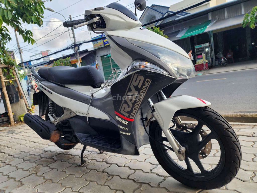 Honda Air Blade 2012 - ảnh 3