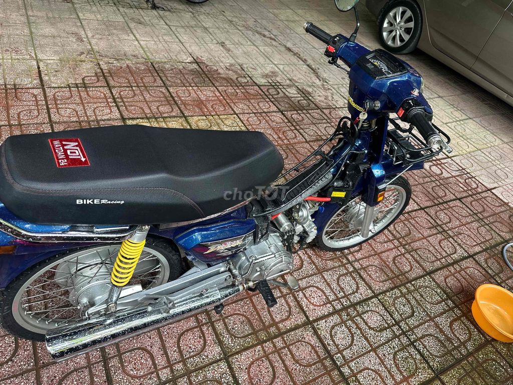 Honda Dream 2000 - ảnh 4