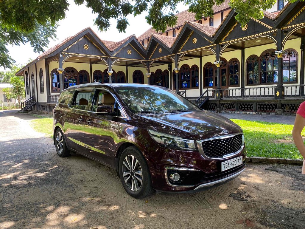 Kia Sedona 2018 - ảnh 1