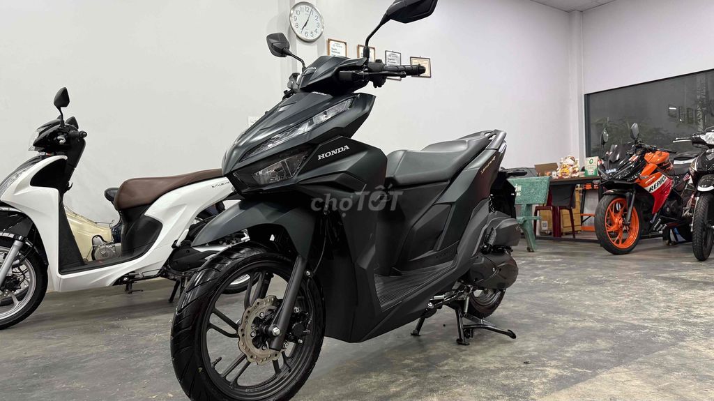 Vario 2025 - ảnh 1