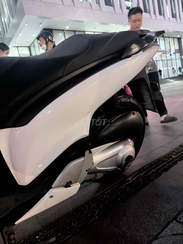 Honda SH 2012 - ảnh 4