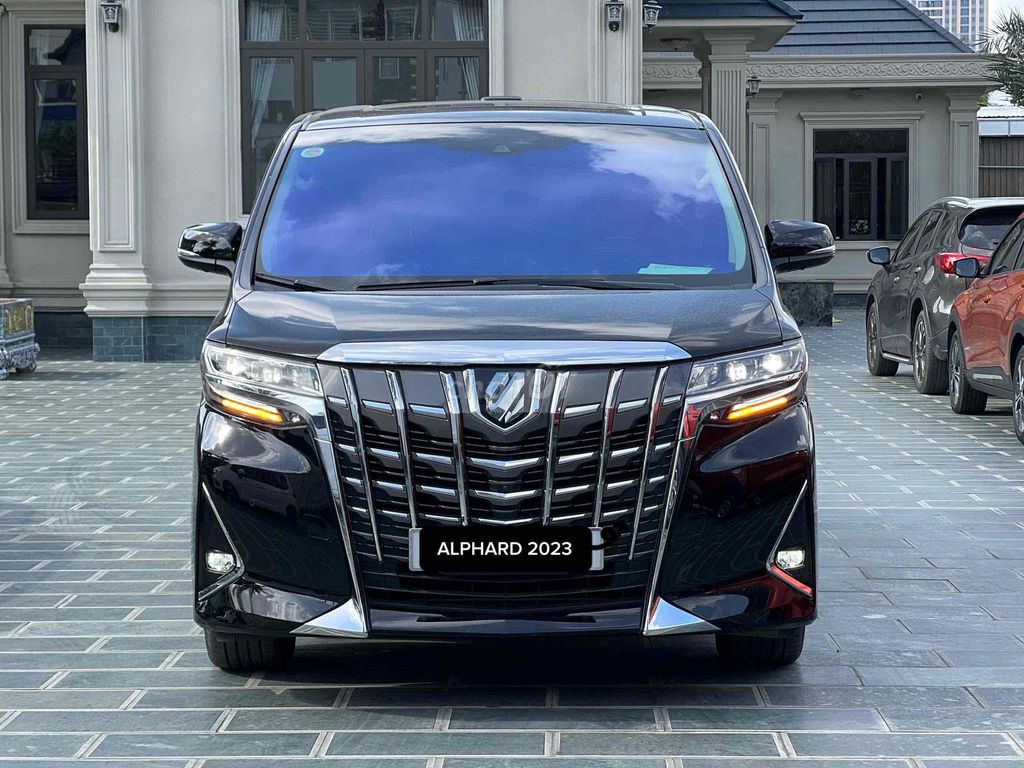 Toyota Alphard 2023 - ảnh 1