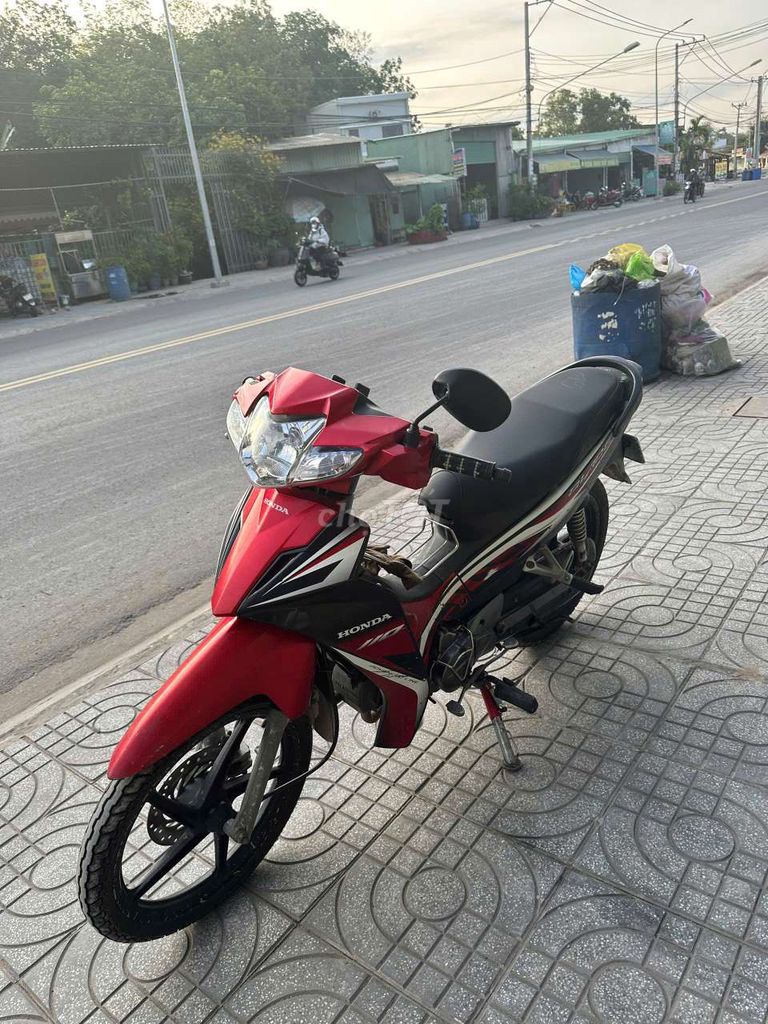 Honda Blade 2016 - ảnh 1
