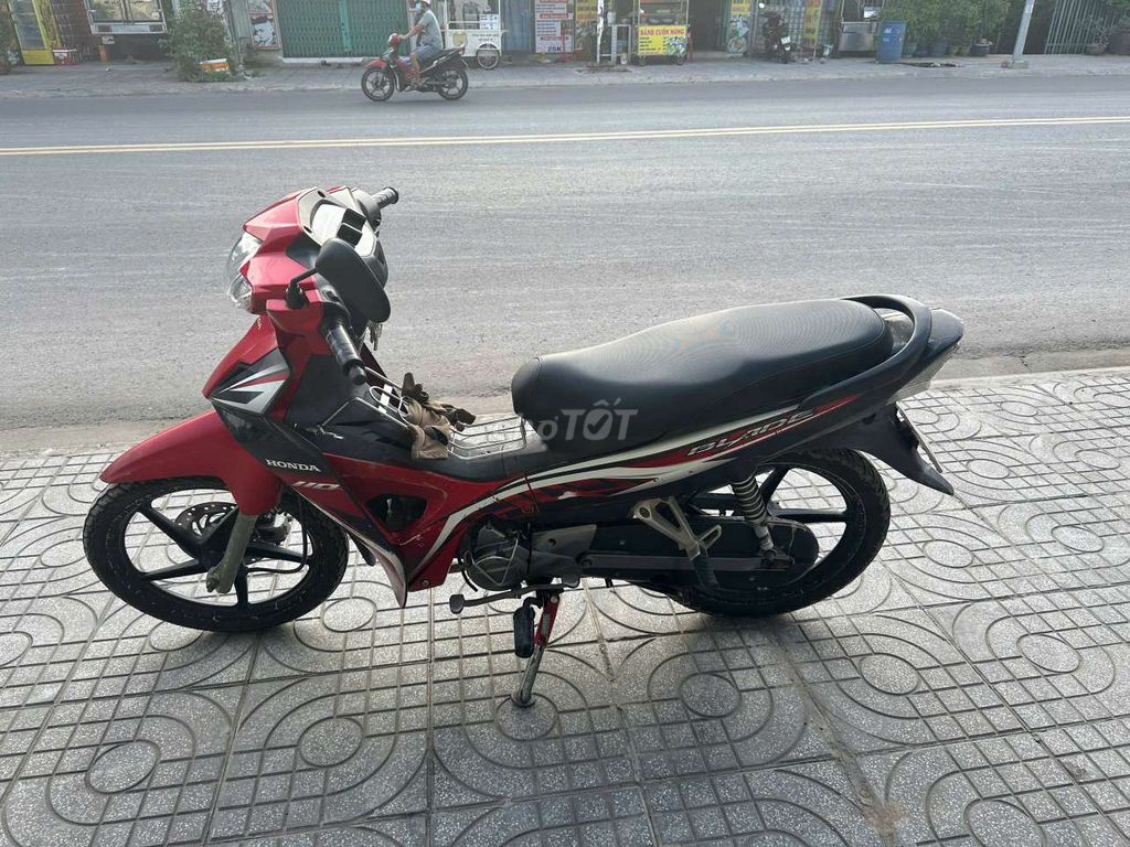 Honda Blade 2016 - ảnh 2