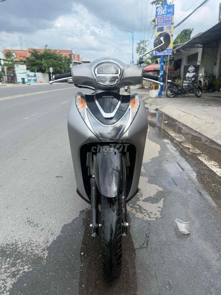 Honda SH Mode 2022 - ảnh 1
