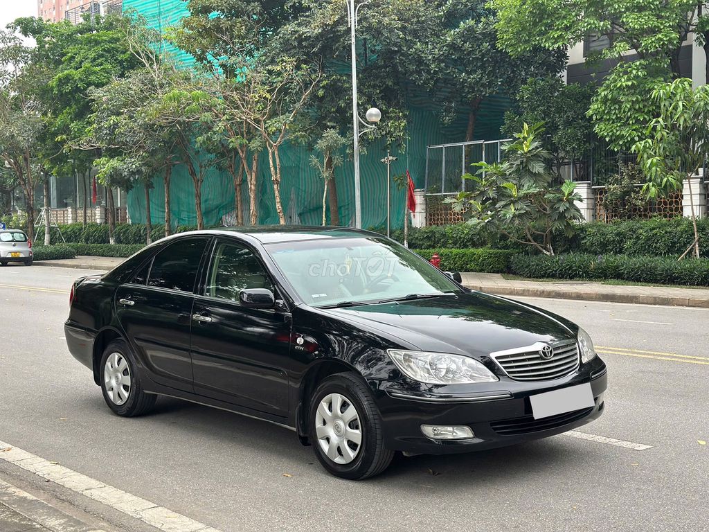 Toyota Camry 2004 - ảnh 2
