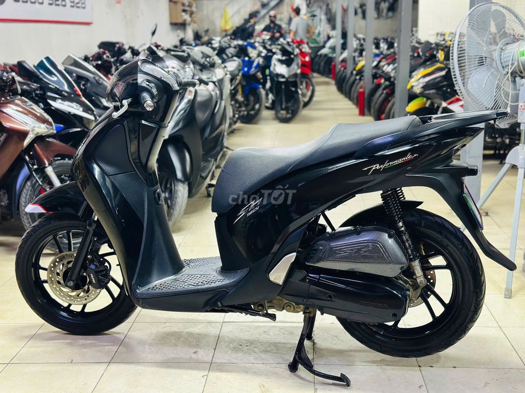 XE M 2016 - ảnh 2