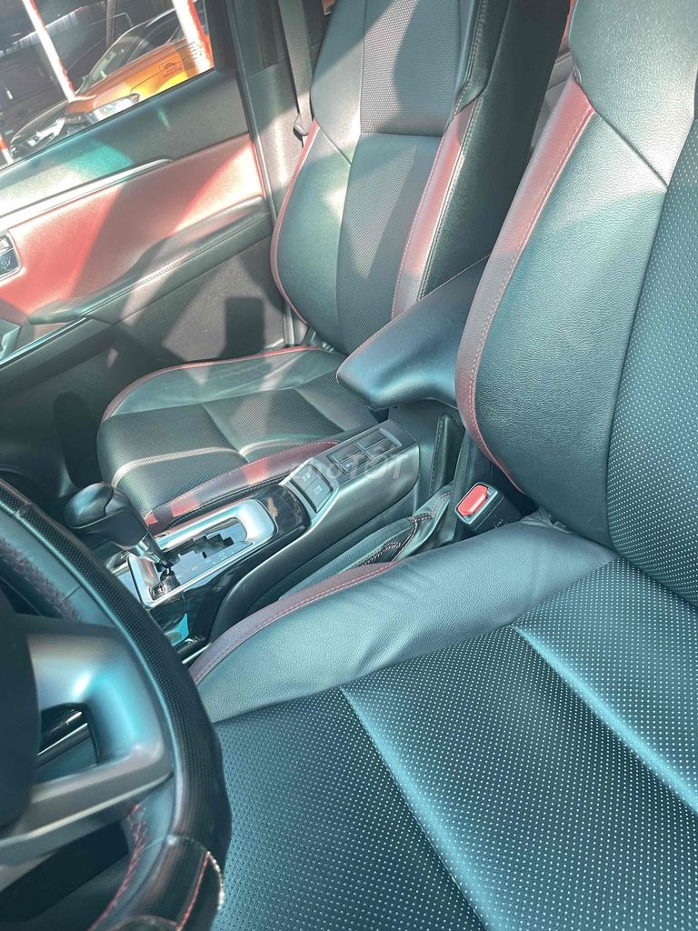 Toyota Fortuner 2022 - ảnh 4