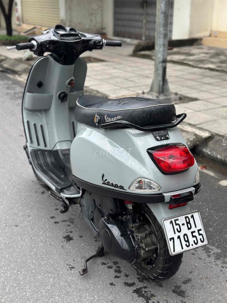 Piaggio Vespa 2013 - ảnh 4