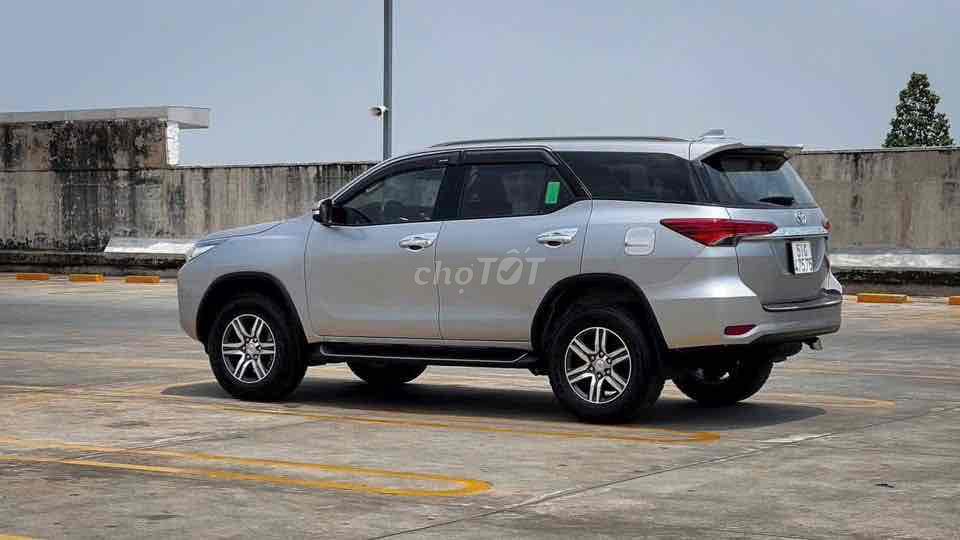 Toyota Fortuner 2017 - ảnh 2