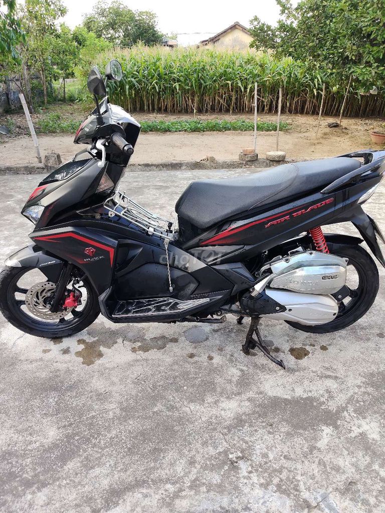 Honda Air Blade 2023 - ảnh 1