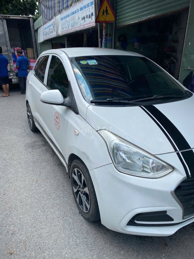 Hyundai Grand i10 - ảnh 2