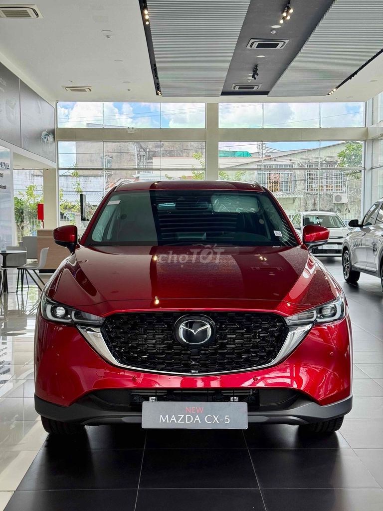 Mazda 2025 - ảnh 1