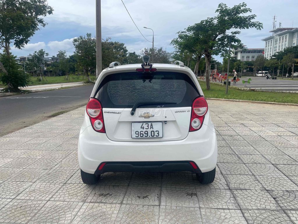 Chevrolet Spark 2016 - ảnh 3