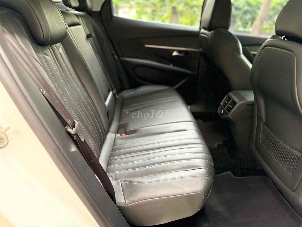 Peugeot 3008 2017 - ảnh 2
