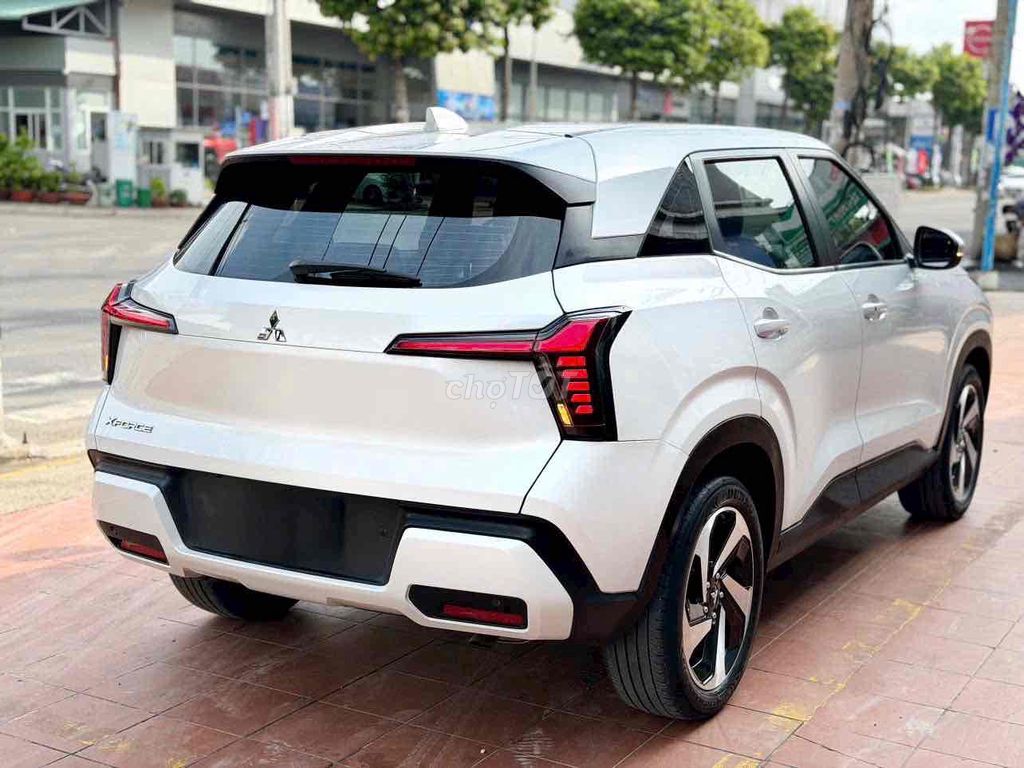 Mitsubishi - ảnh 3