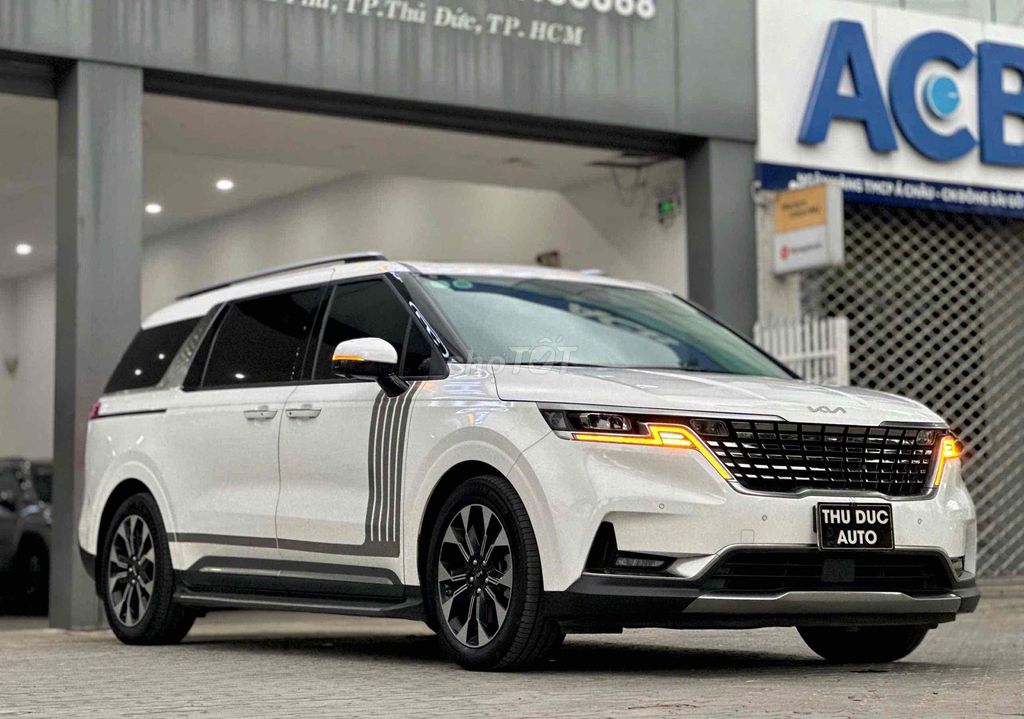 Kia Carnival 2022 - ảnh 1