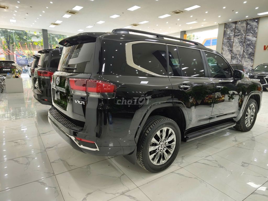 Toyota Land Cruiser 2022 - ảnh 4