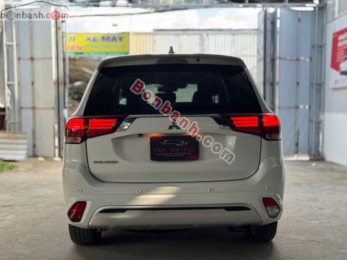 Mitsubishi Outlander Premium 2.0 CVT 2022 - ảnh 5