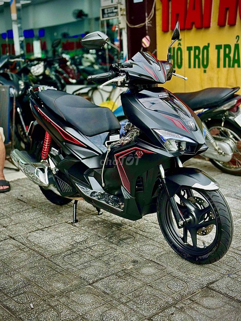 Honda Air Blade 2018 - ảnh 3
