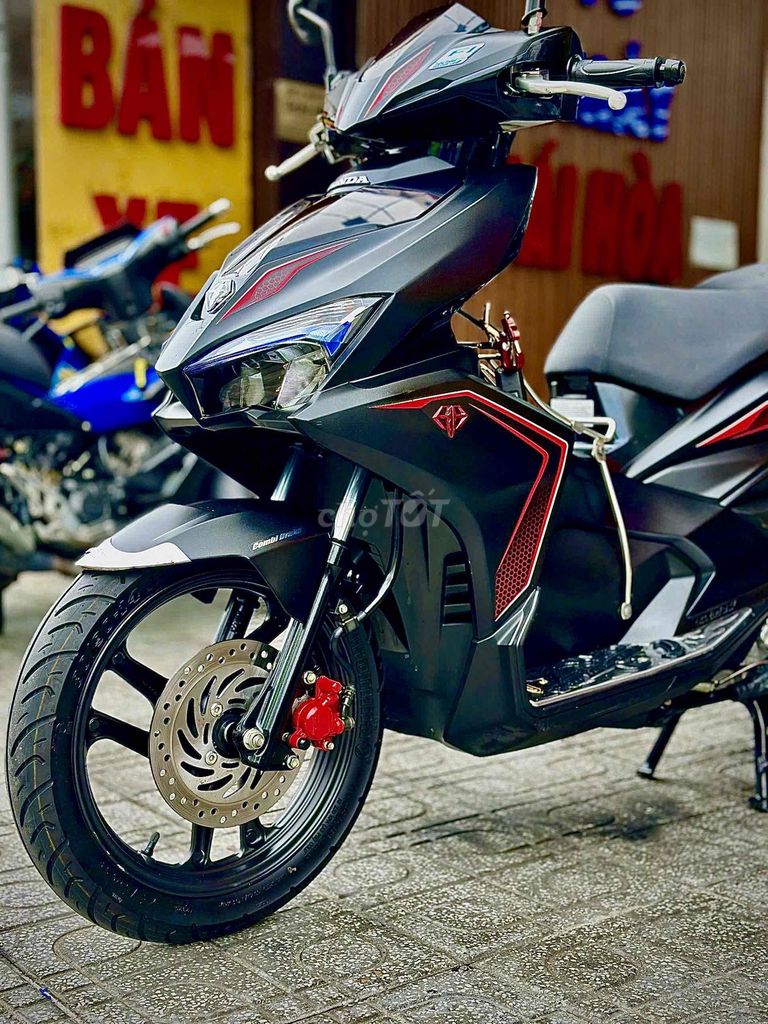 Honda Air Blade 2018 - ảnh 4