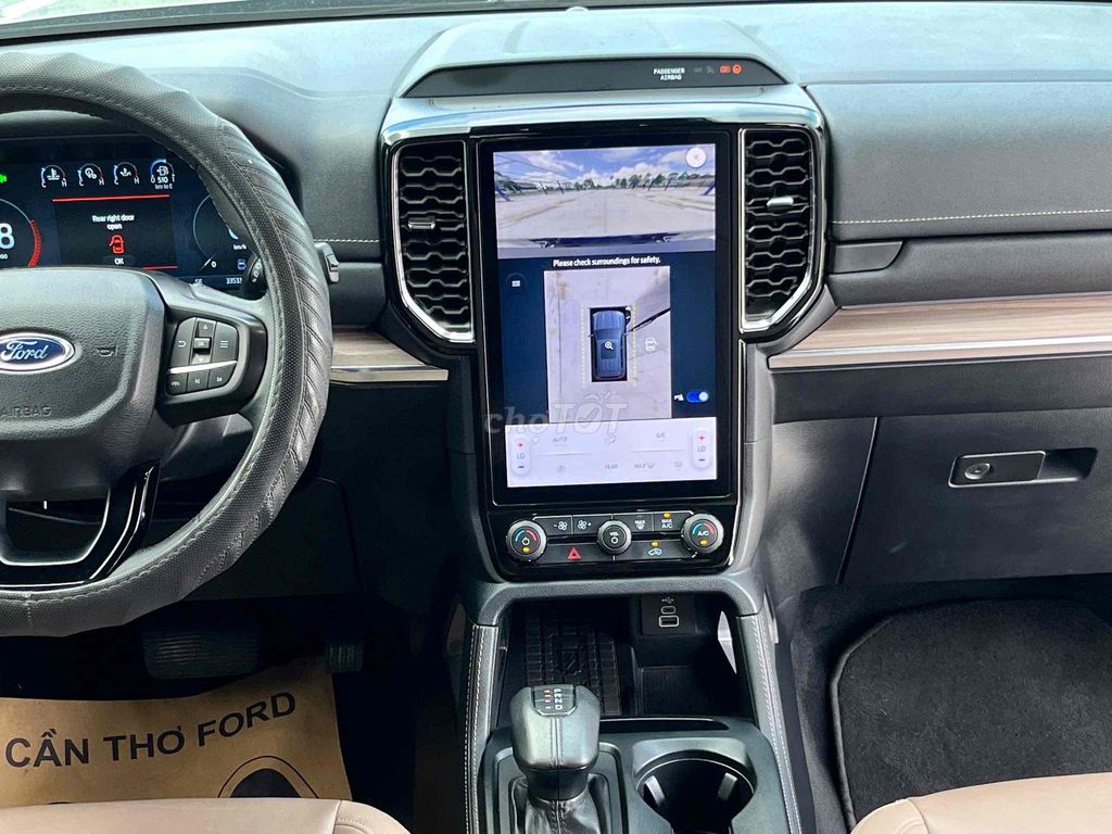 Ford Everest 2023 - ảnh 5