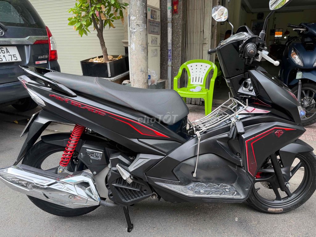 Honda Air Blade 2018 - ảnh 4