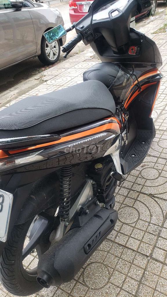 Honda Air Blade - ảnh 2