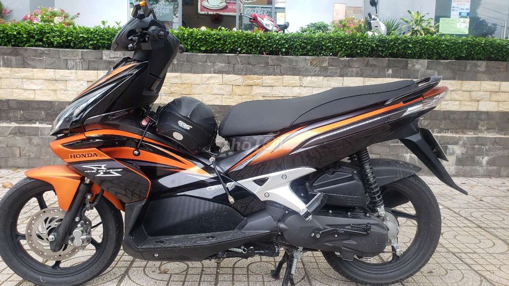 Honda Air Blade - ảnh 4