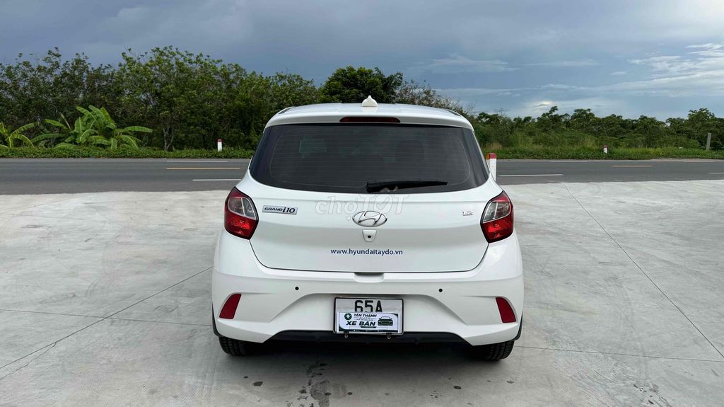 Hyundai Grand i10 2023 - ảnh 2