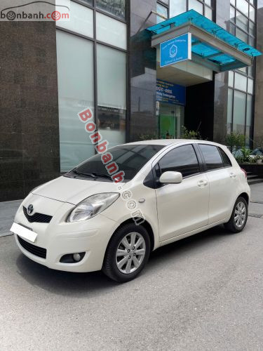 Toyota Yaris 1.3 AT 2011 - ảnh 2
