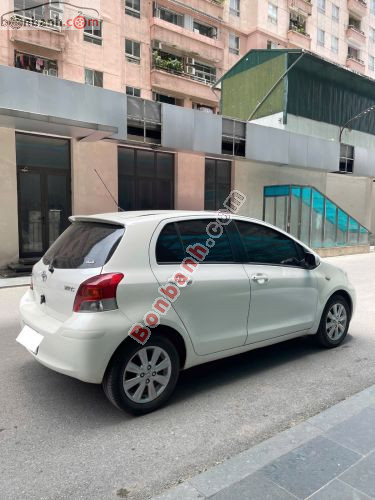 Toyota Yaris 1.3 AT 2011 - ảnh 4