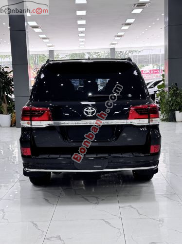 Toyota Land Cruiser 5.7 V8 2016 - ảnh 4
