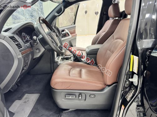 Toyota Land Cruiser 5.7 V8 2016 - ảnh 5