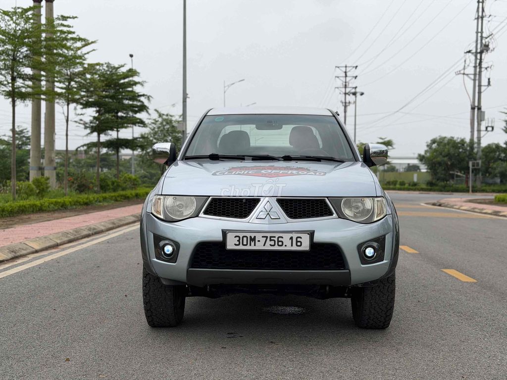 Mitsubishi Triton 2011 - ảnh 1