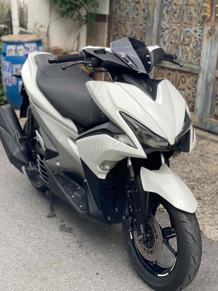 Yamaha NVX 2016 - ảnh 2