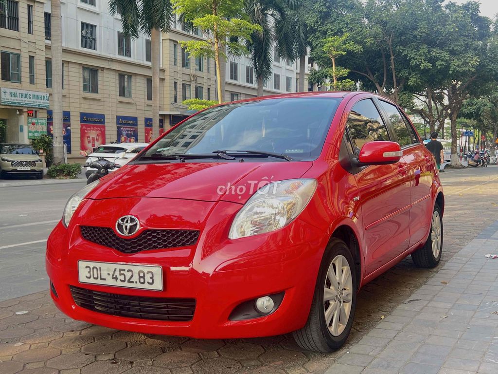 Toyota Yaris 1.5G 2013 - ảnh 3