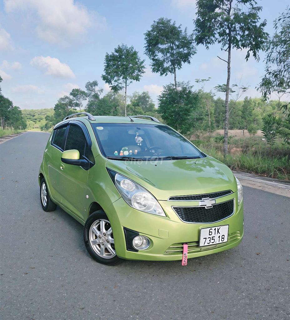 Chevrolet Spark 2011 - ảnh 2