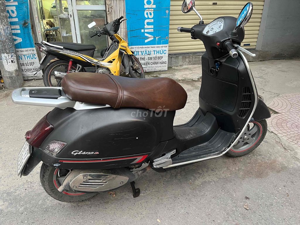 Piaggio GTS 2024 - ảnh 5