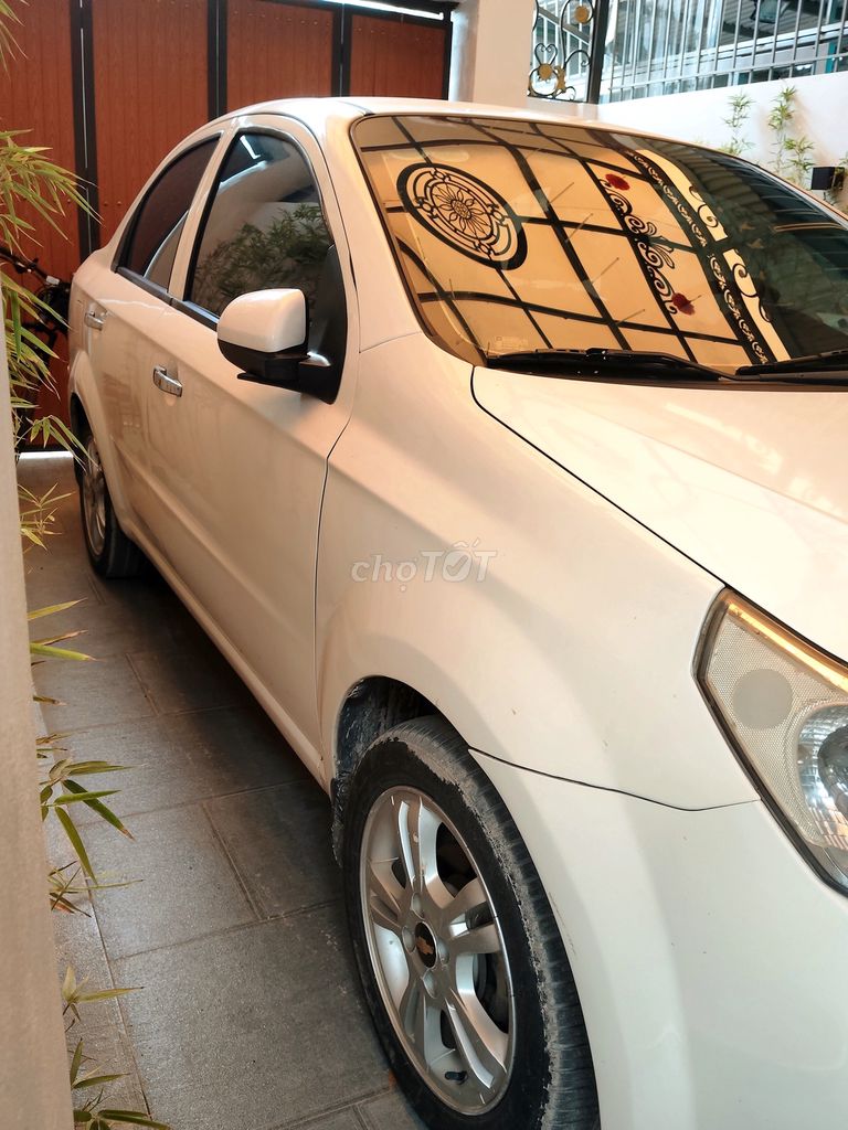 Chevrolet Aveo 2017 - ảnh 1