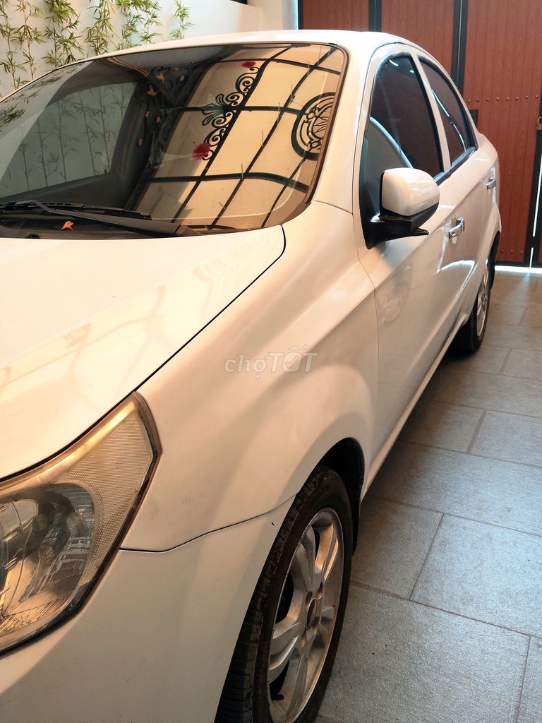 Chevrolet Aveo 2017 - ảnh 2