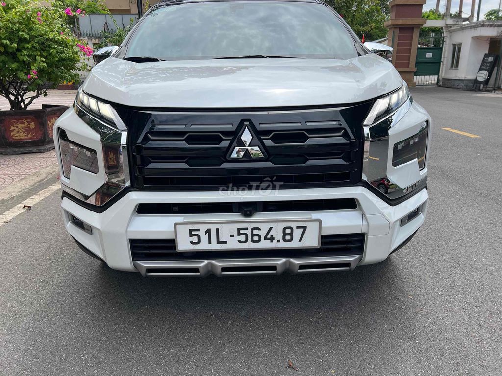 Mitsubishi Xpander Cross 2024 - ảnh 1