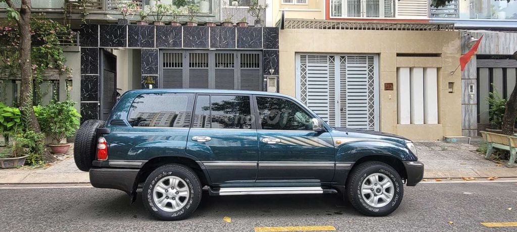 Toyota Land Cruiser 2003 - ảnh 1