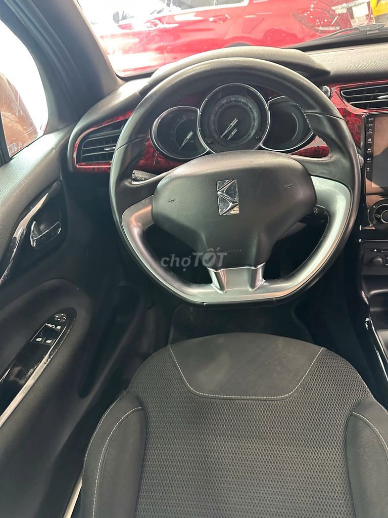 Citroen 2011 - ảnh 4