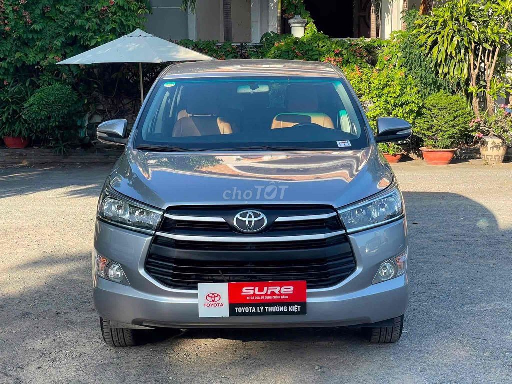 Toyota Innova 2.0E 2017 - ảnh 1