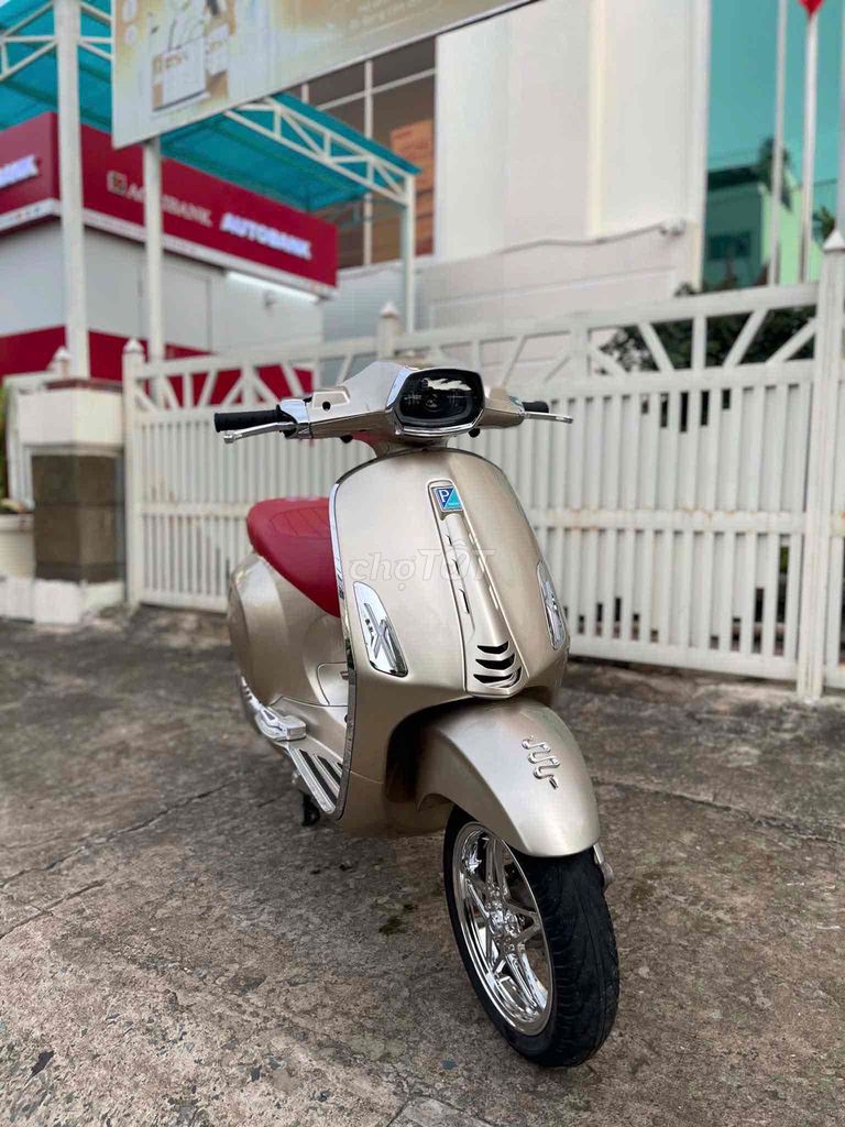 Piaggio Vespa 2015 - ảnh 1