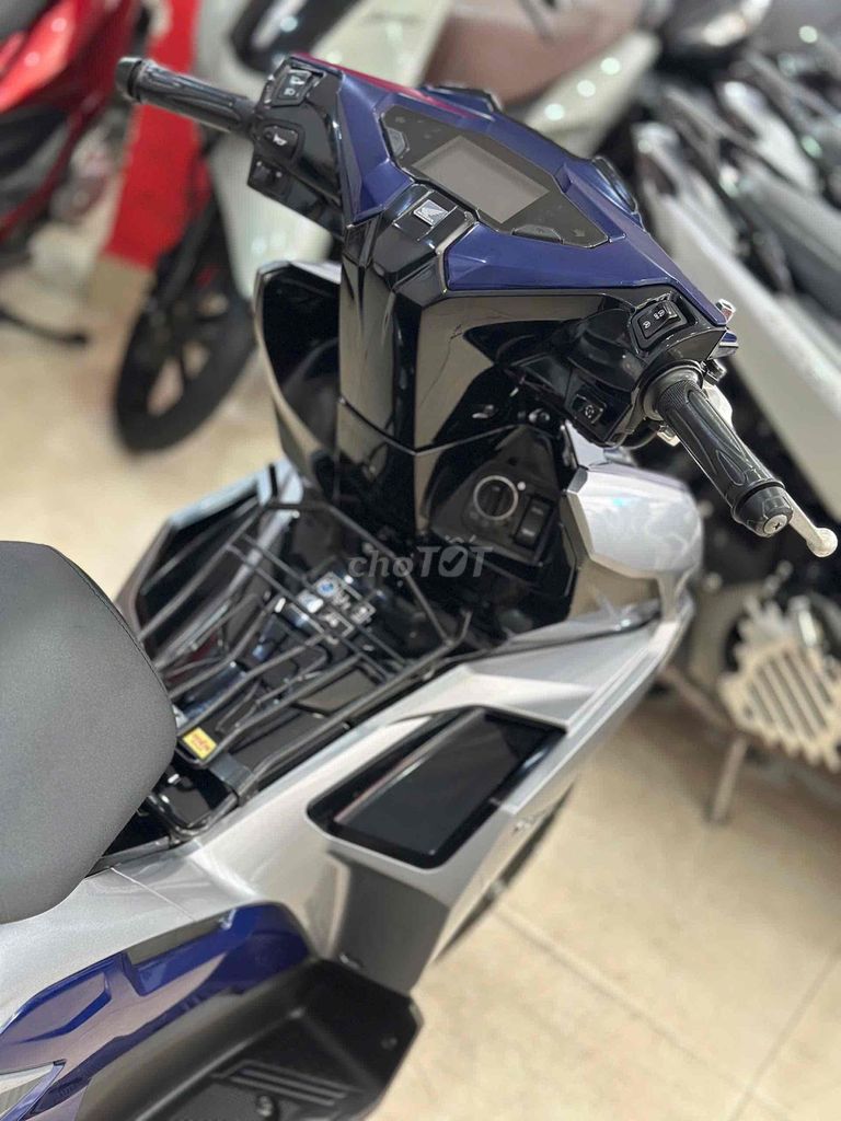 Honda Air Blade 2024 - ảnh 2